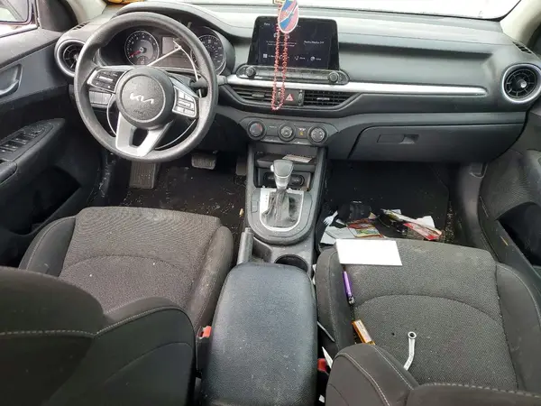 3KPF24AD9NE437426 2022 KIA FORTE - Image 8