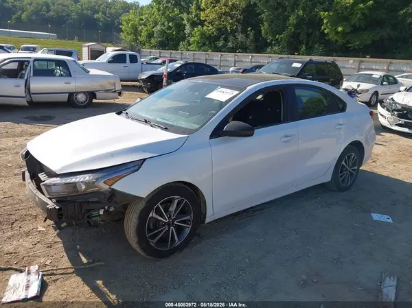 3KPF24AD9NE455084 2022 KIA FORTE - Image 2