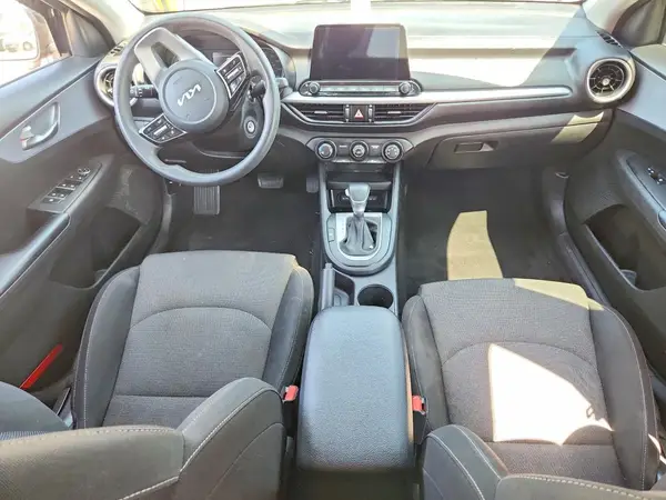 3KPF24AD9NE455215 2022 KIA FORTE - Image 8