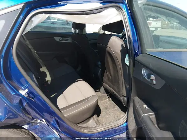 3KPF24AD9NE457790 2022 KIA FORTE - Image 8