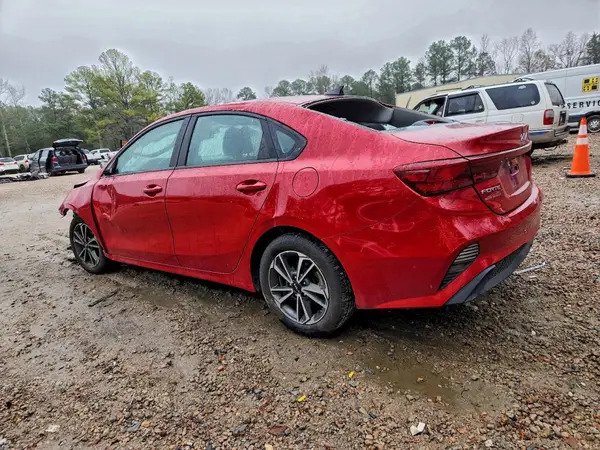 3KPF24AD9NE458941 2022 KIA FORTE - Image 2