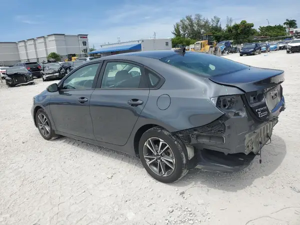 3KPF24AD9NE460365 2022 KIA FORTE - Image 2