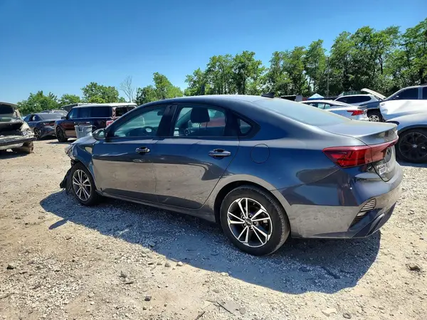 3KPF24AD9NE462164 2022 KIA FORTE - Image 2