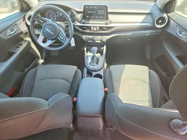 3KPF24AD9NE462164 2022 KIA FORTE - Image 8