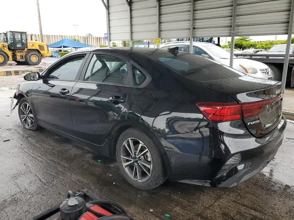 3KPF24AD9NE464433 2022 KIA FORTE - Image 2