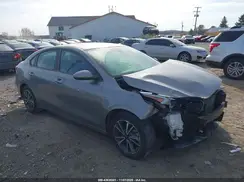 3KPF24AD9NE464920 2022 KIA FORTE