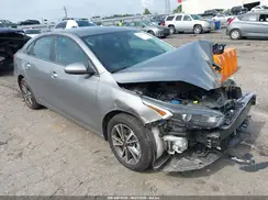3KPF24AD9NE465548 2022 KIA FORTE