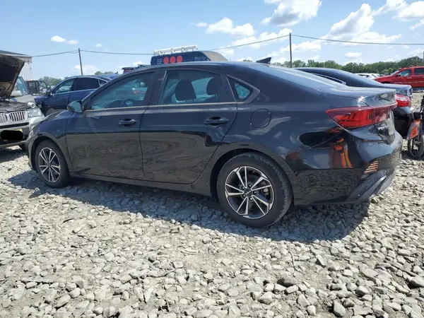 3KPF24AD9NE467039 2022 KIA FORTE - Image 2