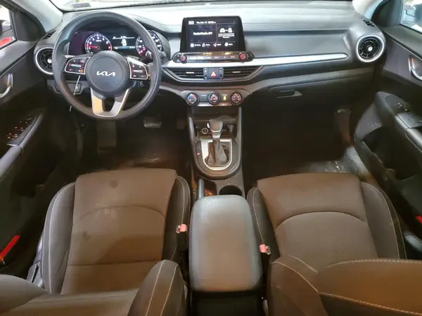 3KPF24AD9NE468000 2022 KIA FORTE - Image 8
