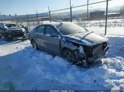 3KPF24AD9NE469227 2022 KIA FORTE