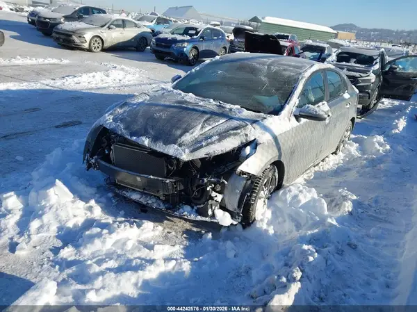 3KPF24AD9NE469227 2022 KIA FORTE - Image 2