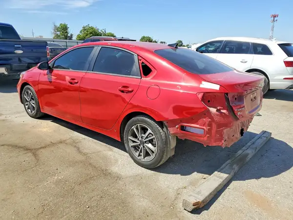 3KPF24AD9NE470815 2022 KIA FORTE - Image 2