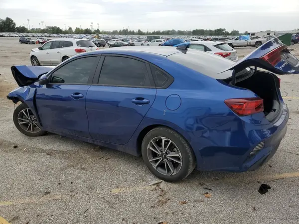 3KPF24AD9NE472757 2022 KIA FORTE - Image 2