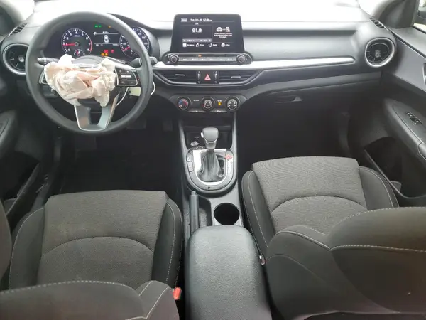 3KPF24AD9NE472841 2022 KIA FORTE - Image 8