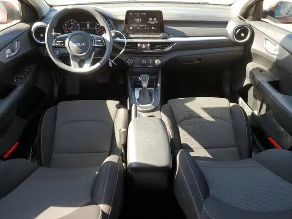 3KPF24AD9NE473083 2022 KIA FORTE - Image 8
