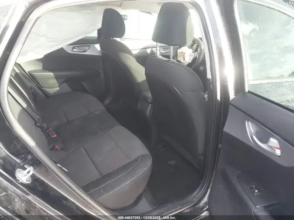 3KPF24AD9NE473360 2022 KIA FORTE - Image 8