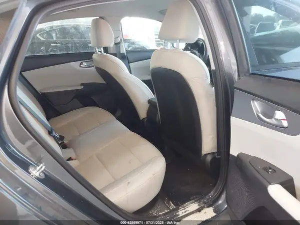 3KPF24AD9NE473973 2022 KIA FORTE - Image 8