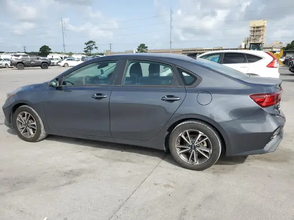 3KPF24AD9NE475822 2022 KIA FORTE - Image 2
