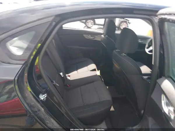 3KPF24AD9NE475951 2022 KIA FORTE - Image 8