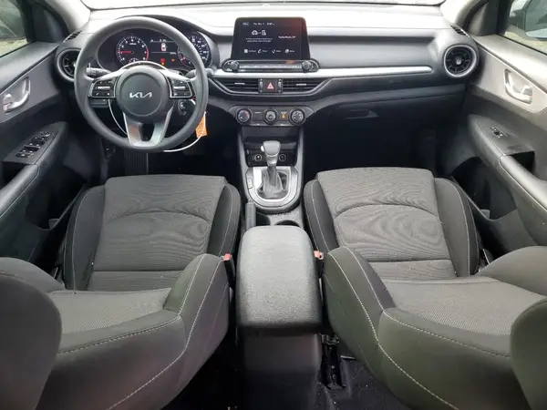 3KPF24AD9NE475965 2022 KIA FORTE - Image 8