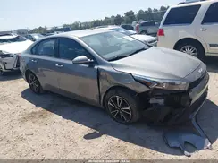 3KPF24AD9NE481748 2022 KIA FORTE