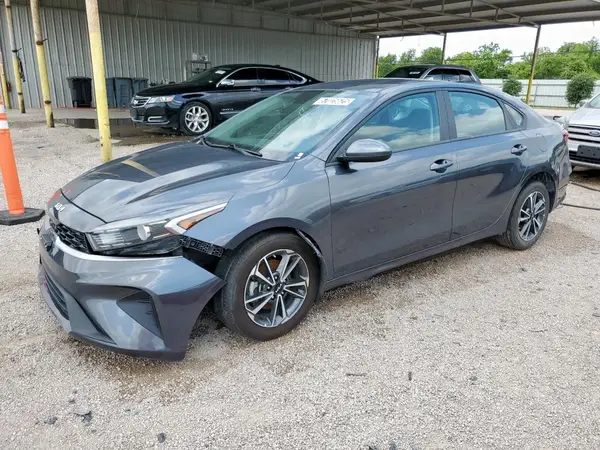 3KPF24AD9NE482317 2022 KIA FORTE - Image 1