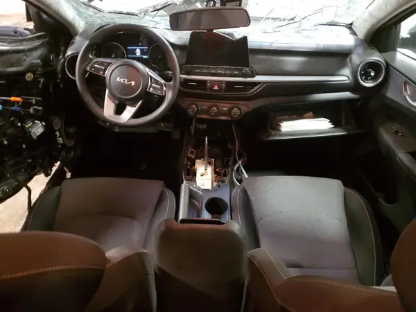 3KPF24AD9NE486545 2022 KIA FORTE - Image 8