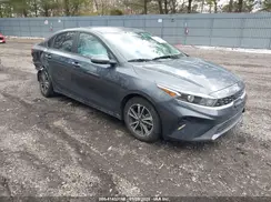 3KPF24AD9NE488778 2022 KIA FORTE
