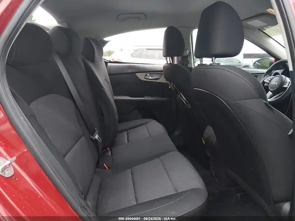 3KPF24AD9NE489736 2022 KIA FORTE - Image 8