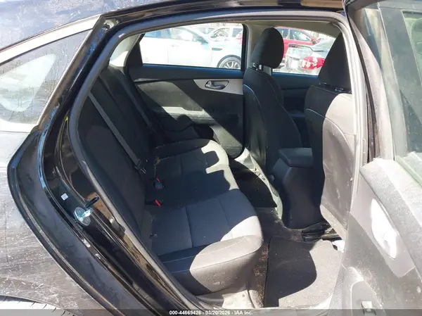 3KPF24AD9NE494015 2022 KIA FORTE - Image 8