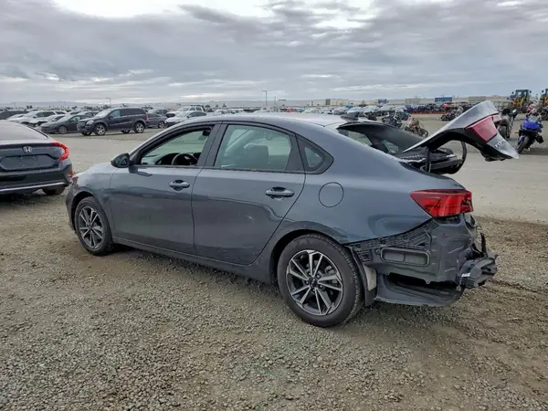 3KPF24AD9NE494094 2022 KIA FORTE - Image 2