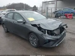 3KPF24AD9NE494905 2022 KIA FORTE