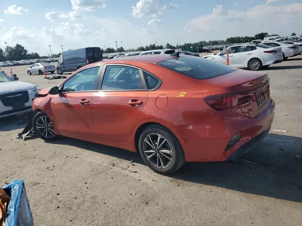3KPF24AD9NE495102 2022 KIA FORTE - Image 2