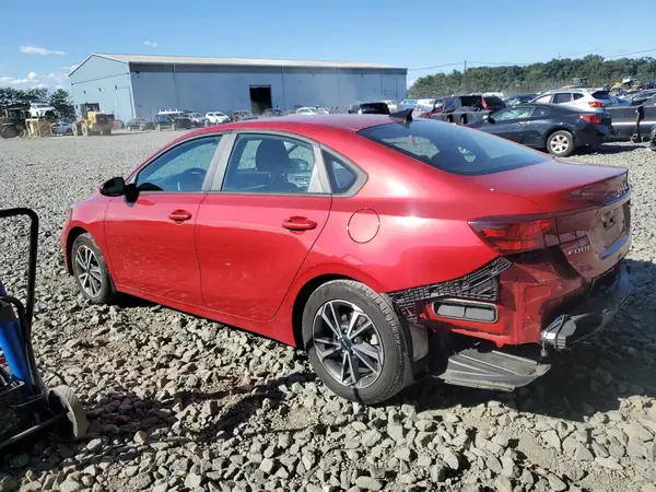 3KPF24AD9NE496637 2022 KIA FORTE - Image 2