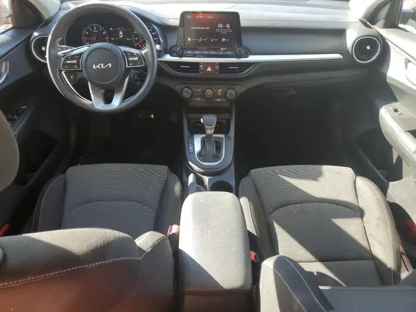 3KPF24AD9NE496637 2022 KIA FORTE - Image 8