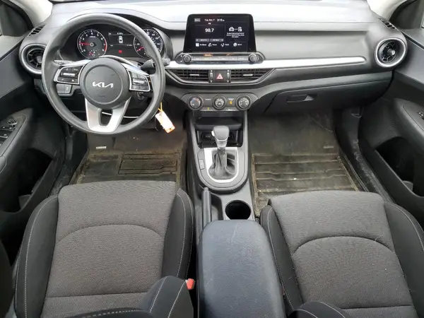 3KPF24AD9NE496959 2022 KIA FORTE - Image 8