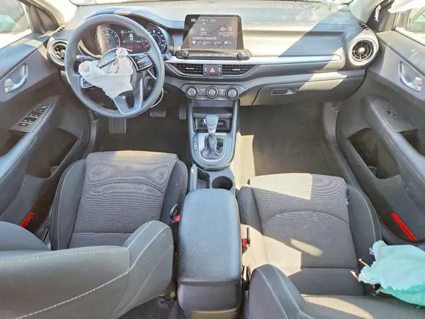 3KPF24AD9NE498582 2022 KIA FORTE - Image 8