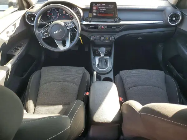 3KPF24AD9NE503456 2022 KIA FORTE - Image 8