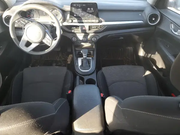 3KPF24AD9NE503862 2022 KIA FORTE - Image 8