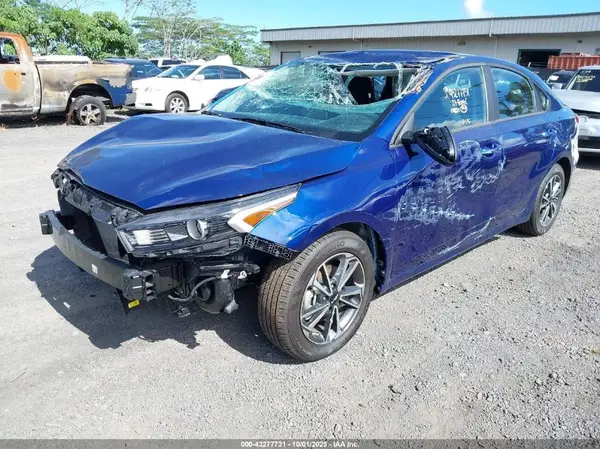 3KPF24AD9PE507476 2023 KIA FORTE - Image 2