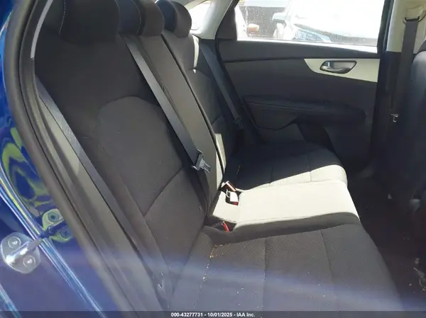 3KPF24AD9PE507476 2023 KIA FORTE - Image 8