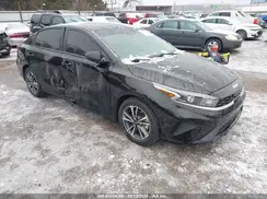 3KPF24AD9PE511818 2023 KIA FORTE