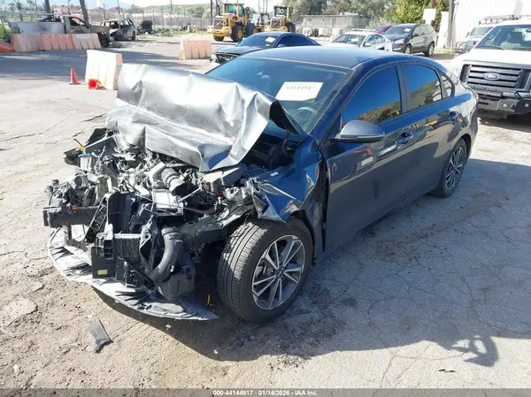 3KPF24AD9PE512242 2023 KIA FORTE - Image 2