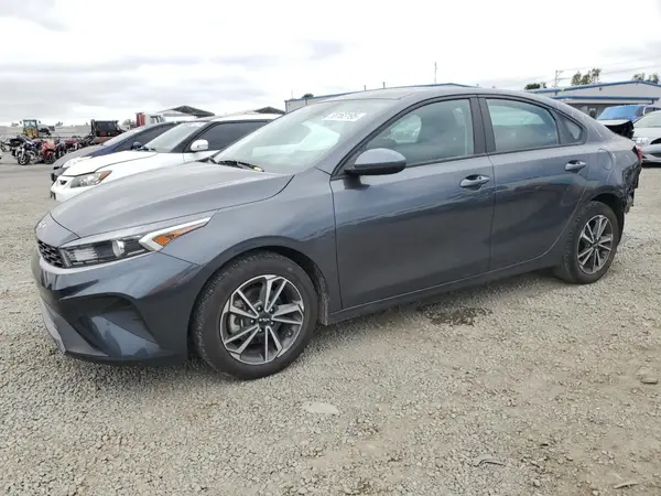 3KPF24AD9PE521944 2023 KIA FORTE - Image 1