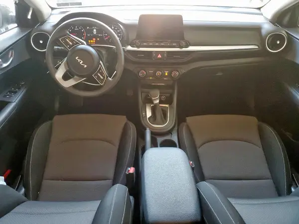 3KPF24AD9PE523631 2023 KIA FORTE - Image 8