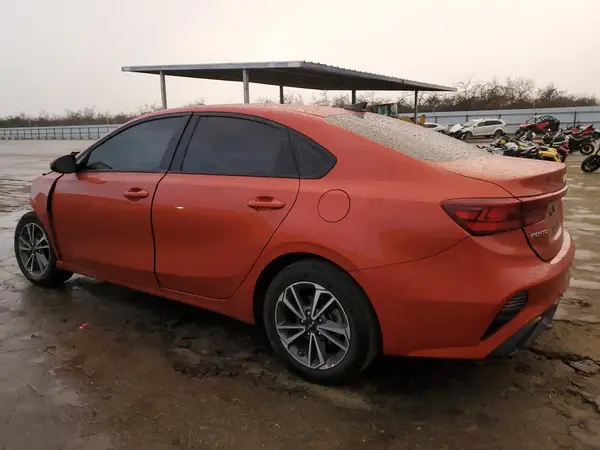 3KPF24AD9PE525802 2023 KIA FORTE - Image 2