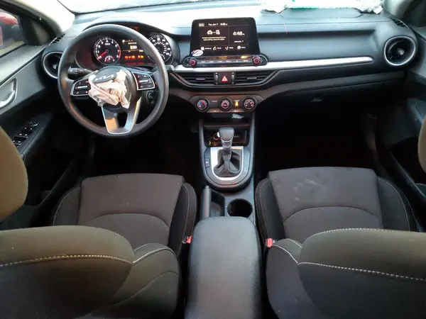 3KPF24AD9PE525802 2023 KIA FORTE - Image 8