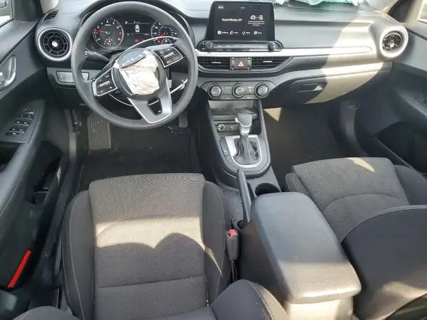 3KPF24AD9PE526352 2023 KIA FORTE - Image 8