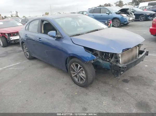 3KPF24AD9PE527310 2023 KIA FORTE - Image 1