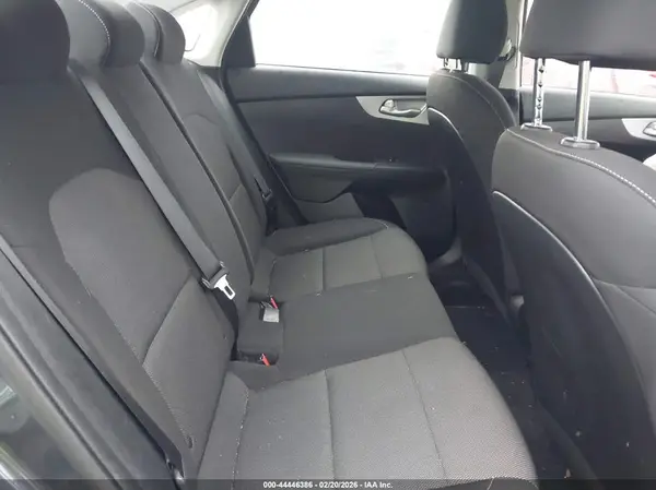3KPF24AD9PE527856 2023 KIA FORTE - Image 8